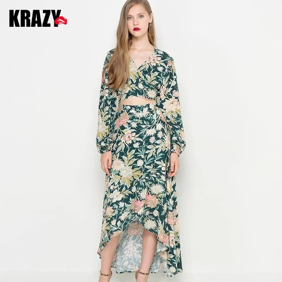 Floral dress NWT size S - Picture 1 of 4